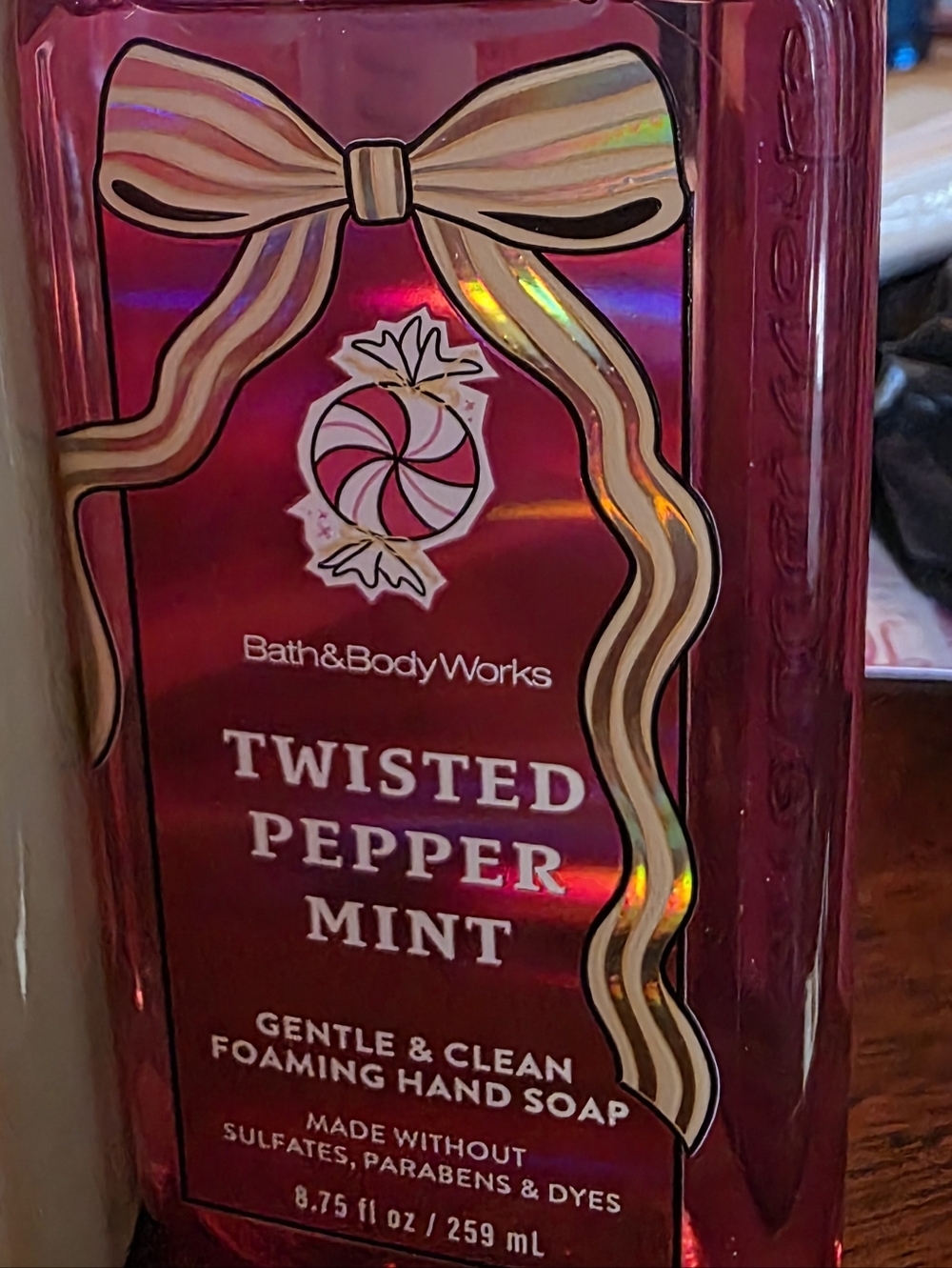 Bath & Body Works Twisted Peppermint Foaming Hand Soap - Red Pink